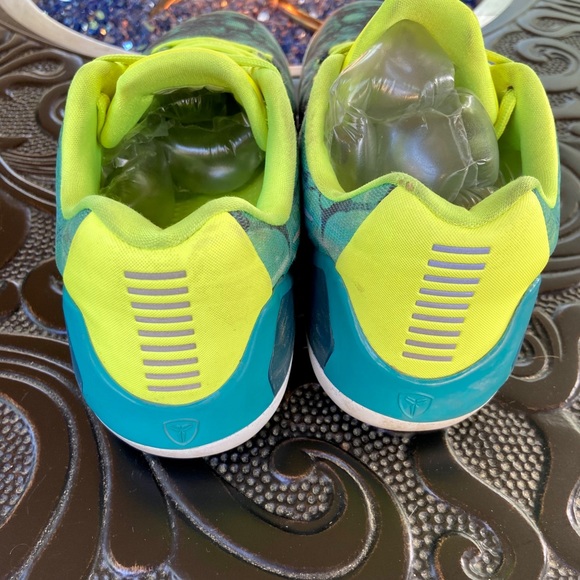 Rare Kobe 9 Easters - Picture 5 of 5